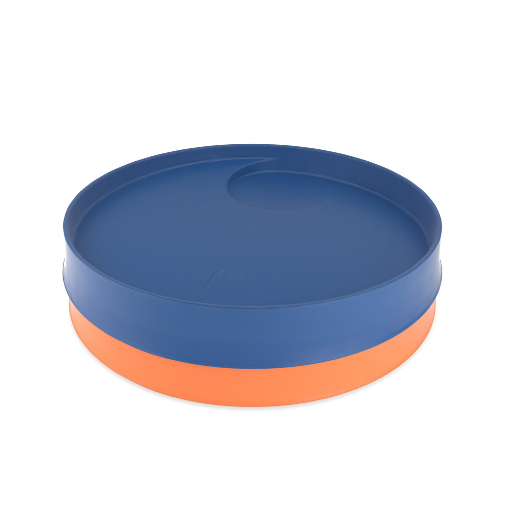 Kizingo baby and toddler nudge plates in blue and orange