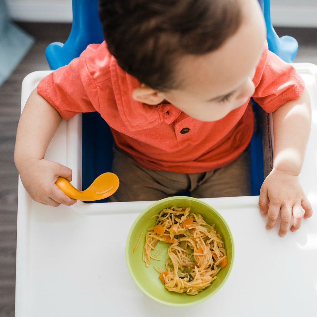 When Should I Introduce a Spoon to My Toddler?